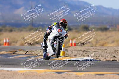 media/Dec-17-2023-CVMA (Sun) [[bf0c04832d]]/Race 3 Supersport Middleweight/